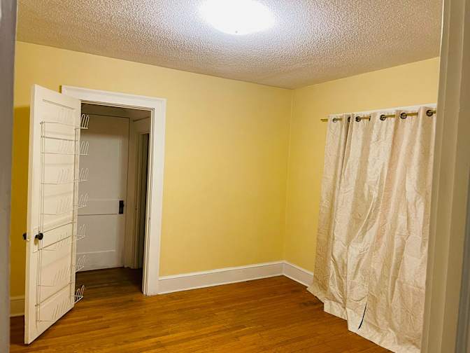 Avinash's room