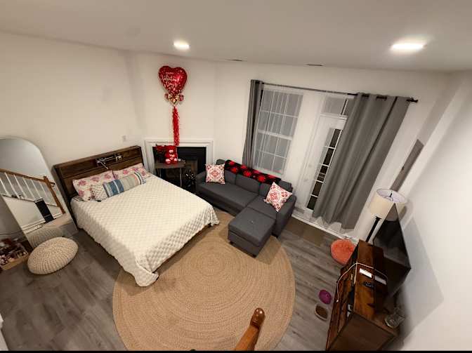 Itzel's room