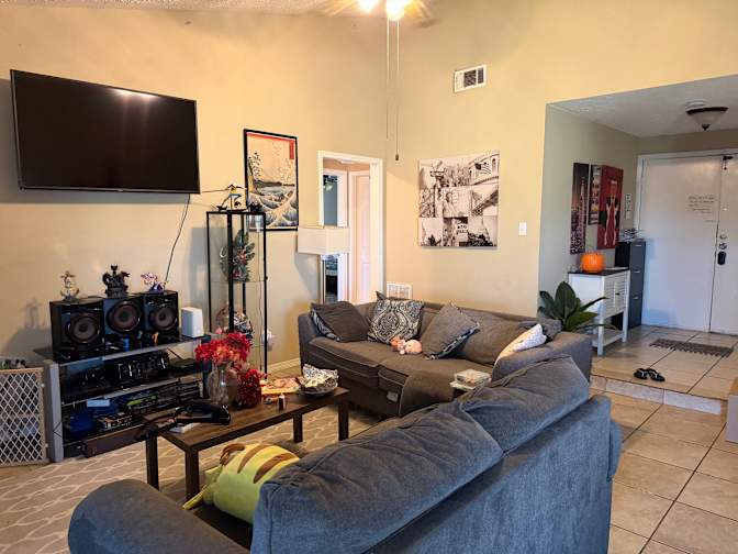 Genji and Pita's room