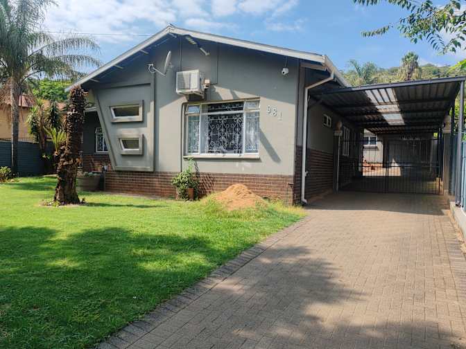 Gavin Mkhabela's room