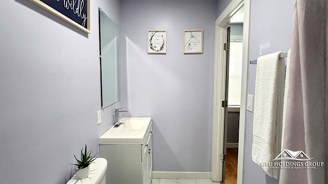 GBU Holdings Group's room