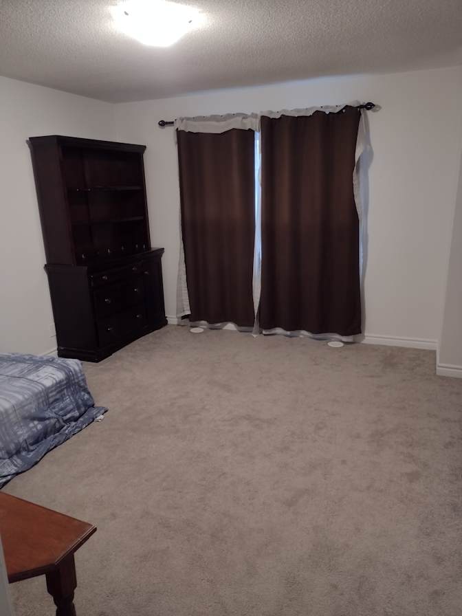Cle's room