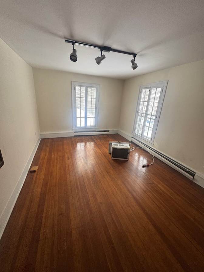 austin's room