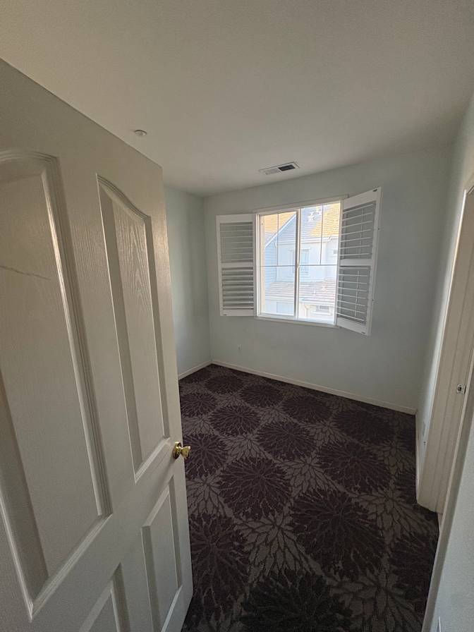 Deep's room