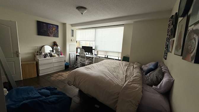 Toyosi's room