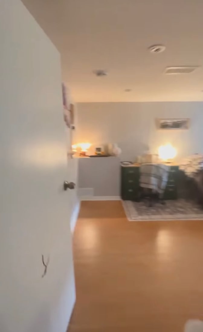 Kiana's room