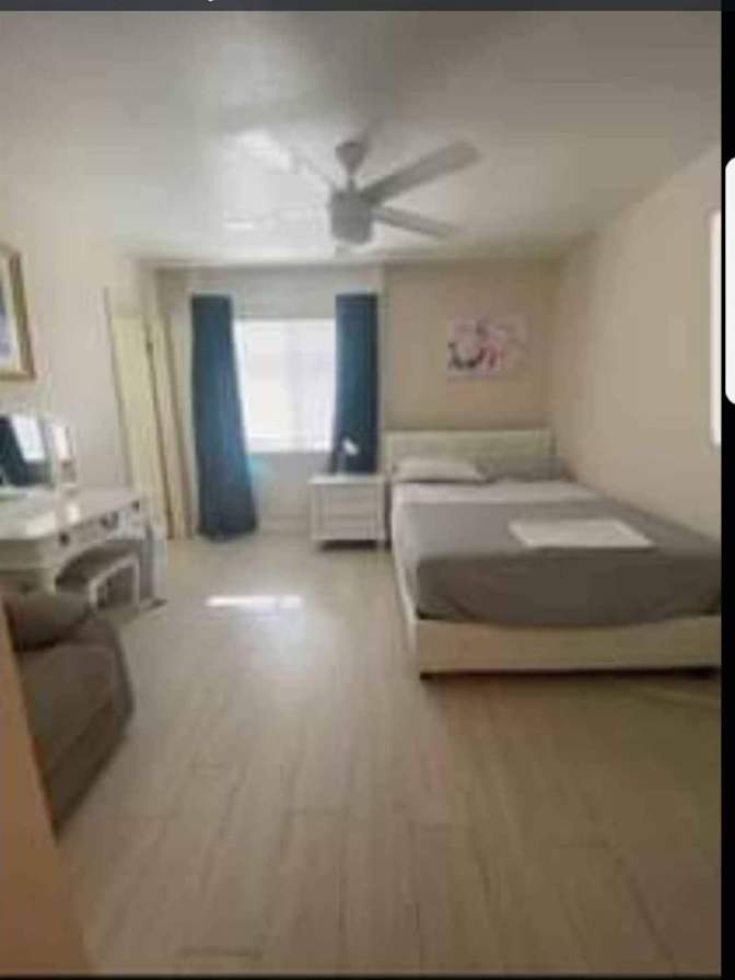 Meli's room