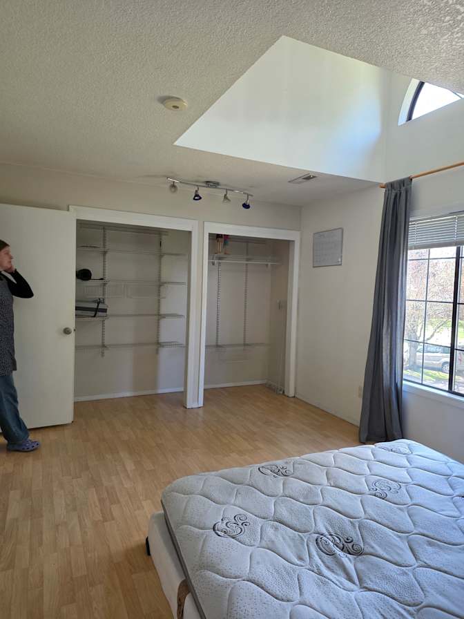 JoAnn's room