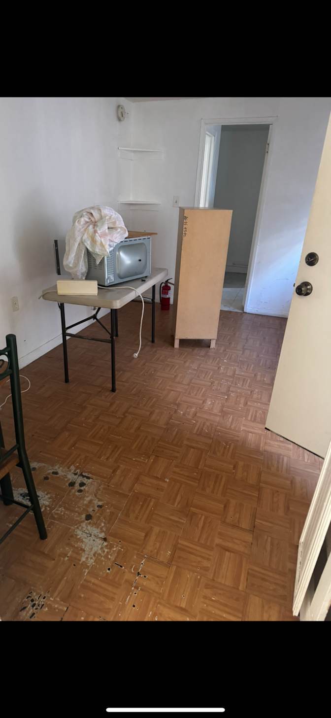 Steve Johnson's room