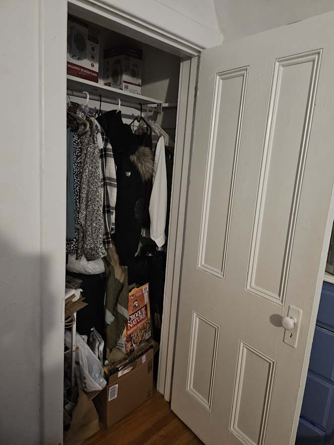 Dania's room