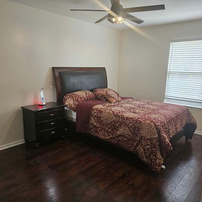 Flint's room