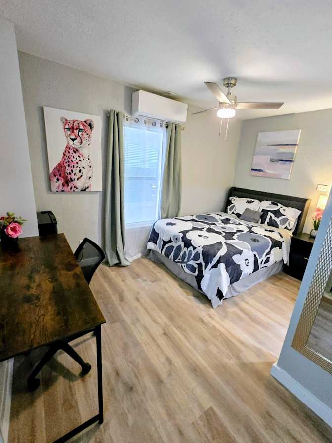 PadSplit's room