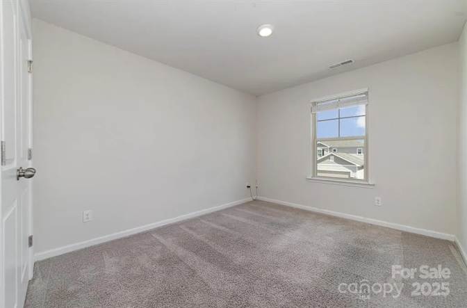 Alcove Rooms's room