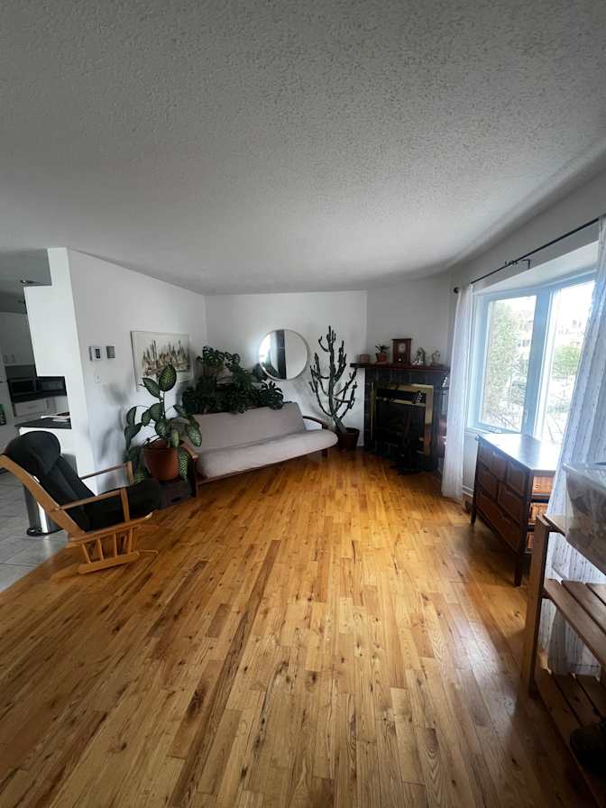 Samuel's room