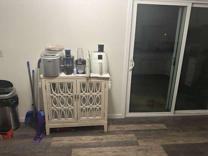 Steve's room