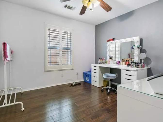 Jessica's room