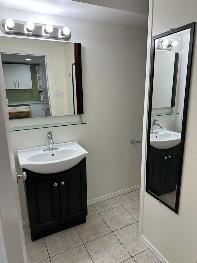 Cally Sinclair's room