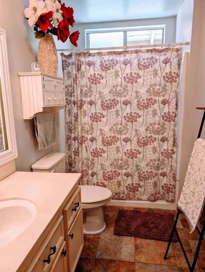Fully Furnished Room's room