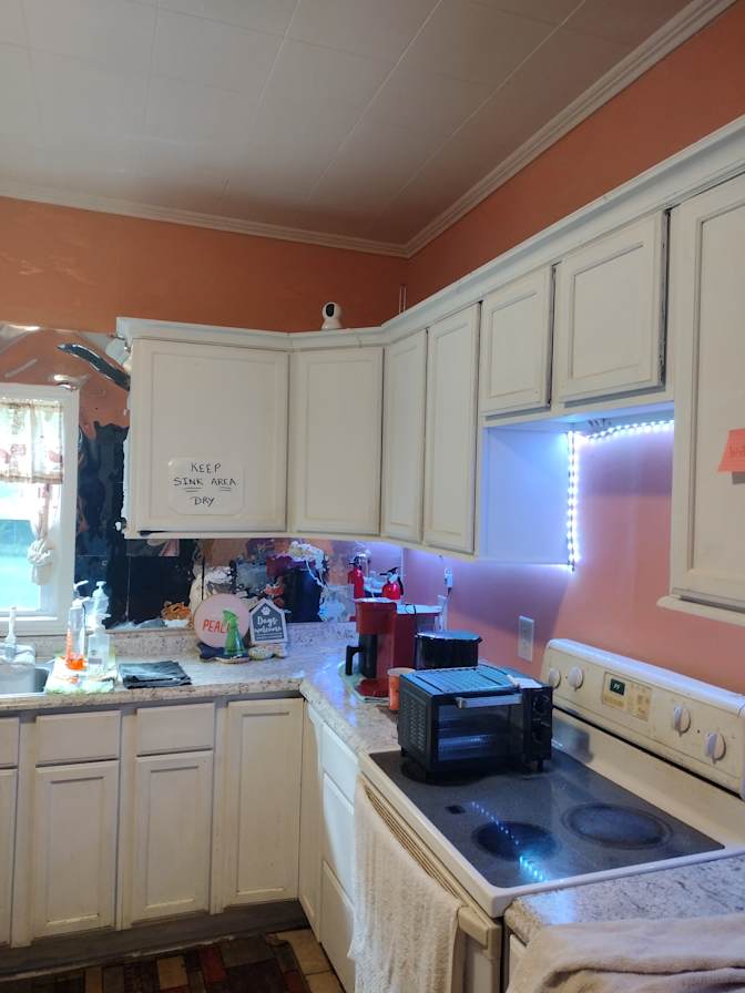 Pegs's room