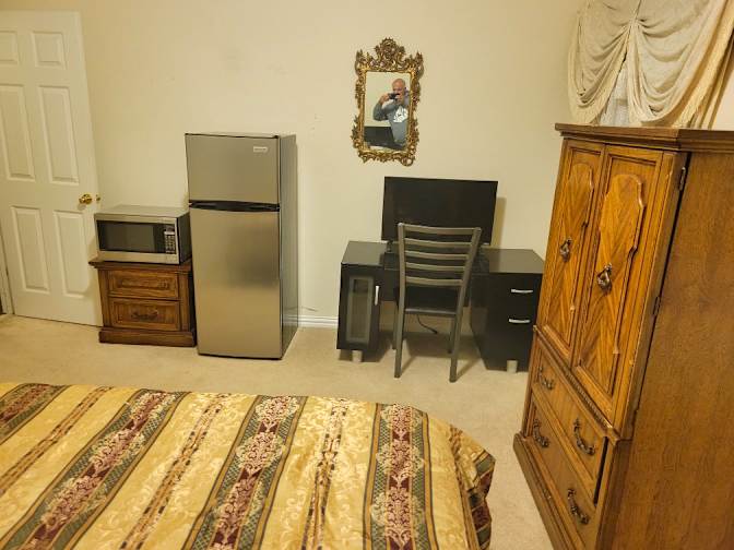 Nelda's room