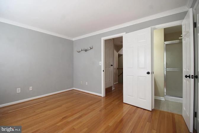 Darius's room