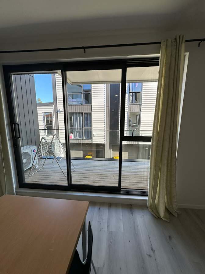 seunghwan Lee's room
