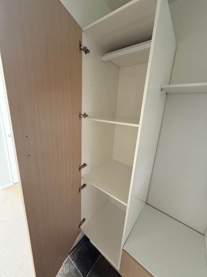 Auryn's room