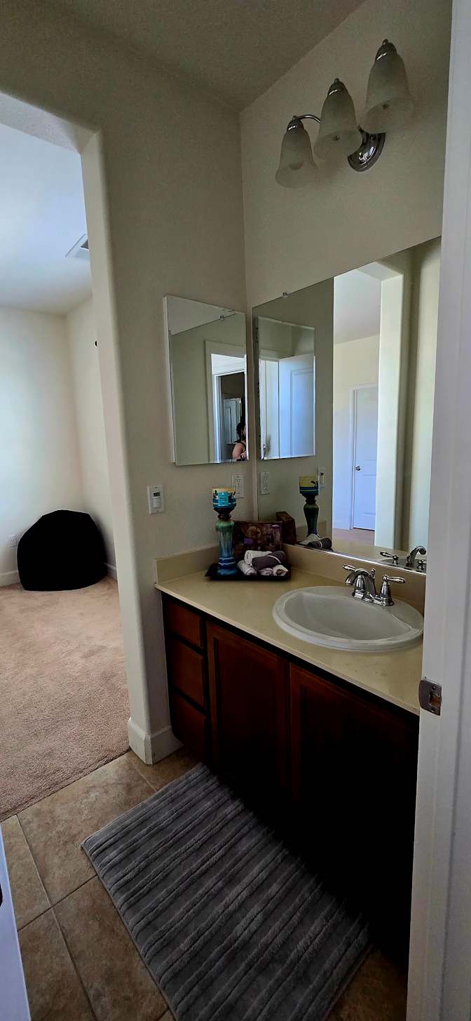 Tasha k's room
