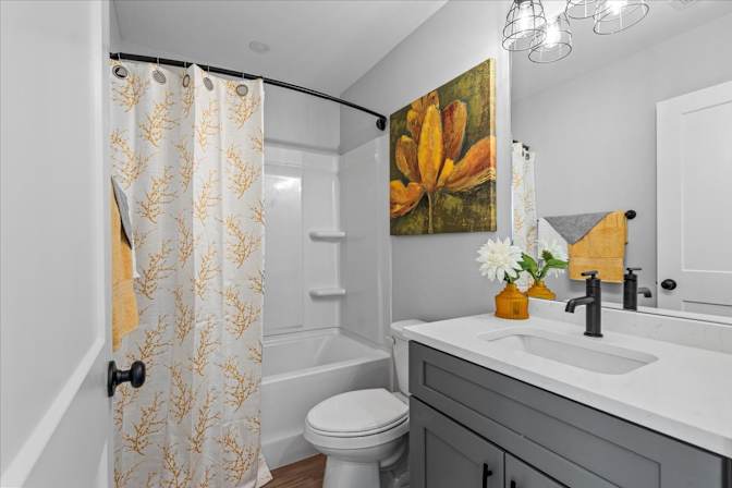 Alcove Rooms's room