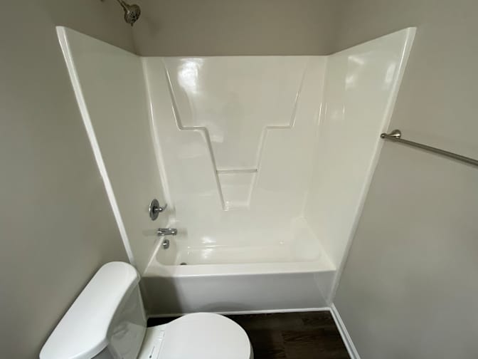 Alcove Rooms's room