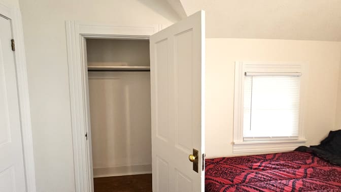 Kitty C's room