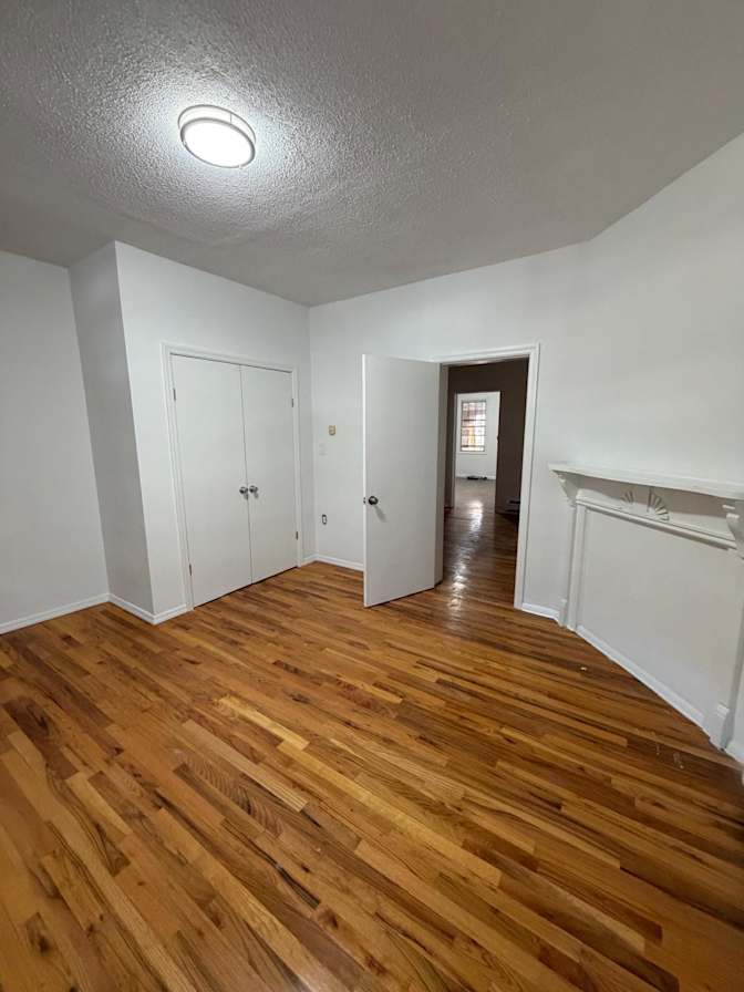 Carlos's room