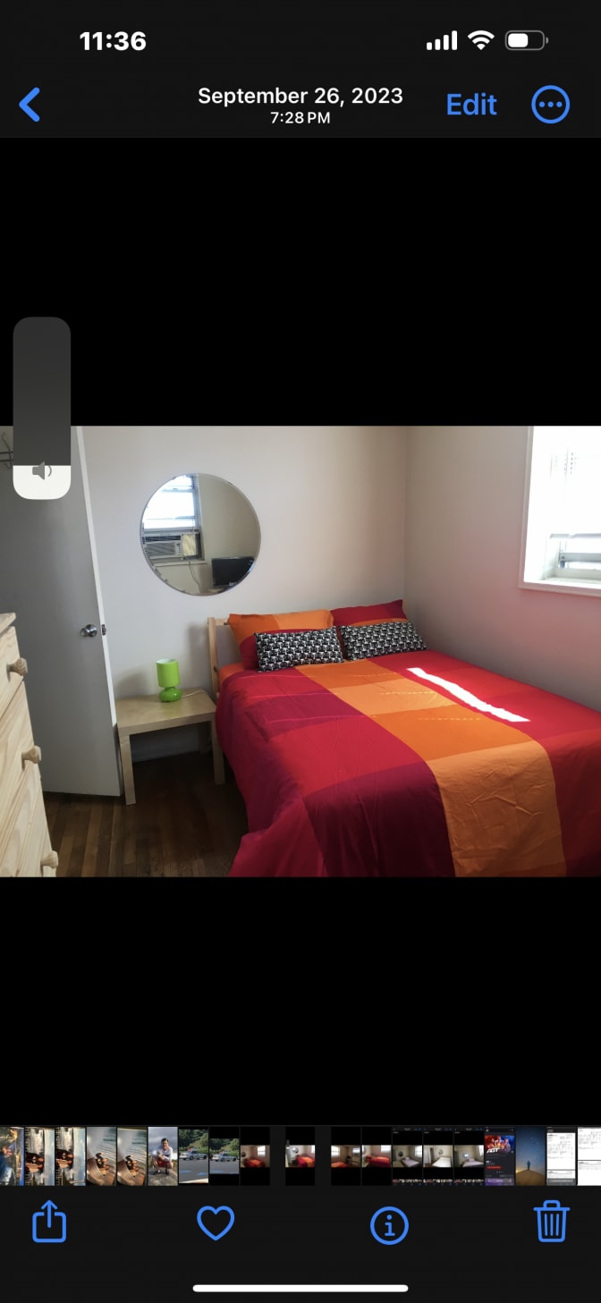 Jeffri's room