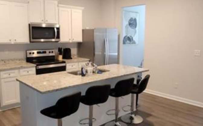 Alcove Rooms's room