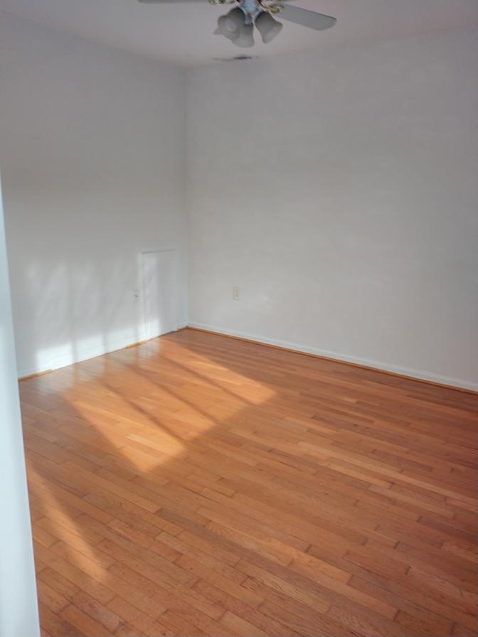 Jundong "JD"'s room