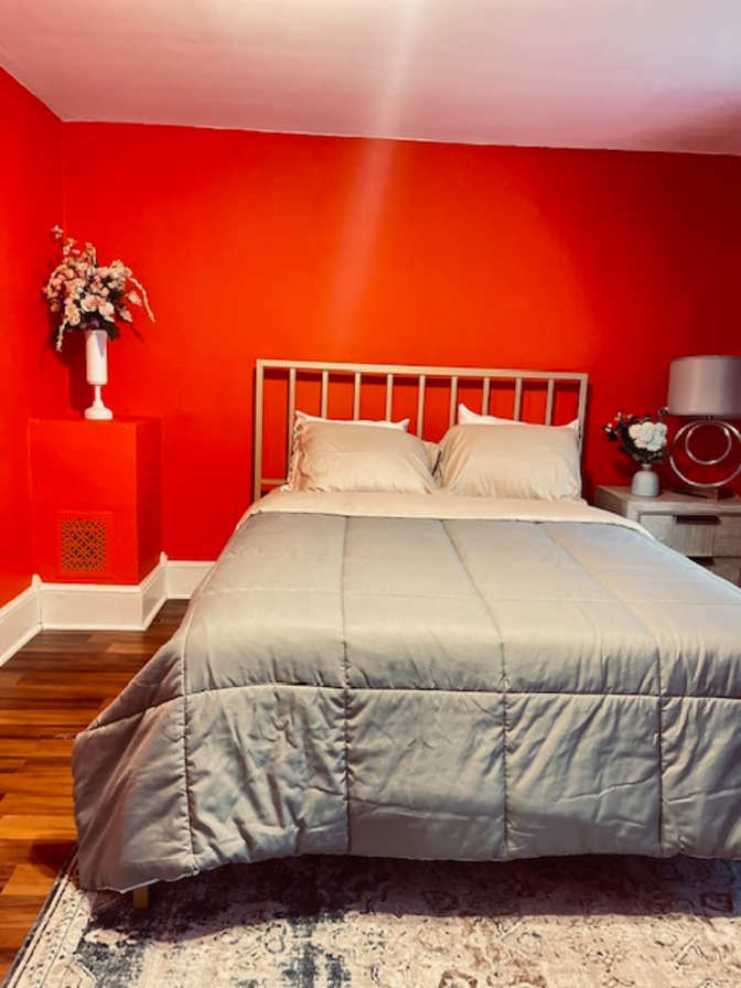 Tina Ramone's room