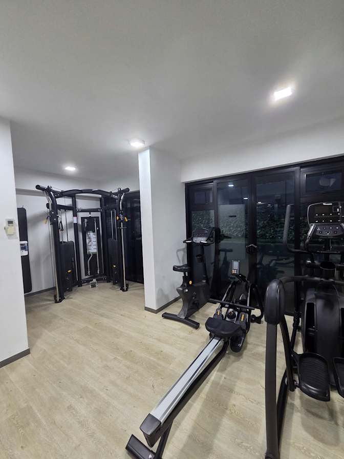 sam chen's room
