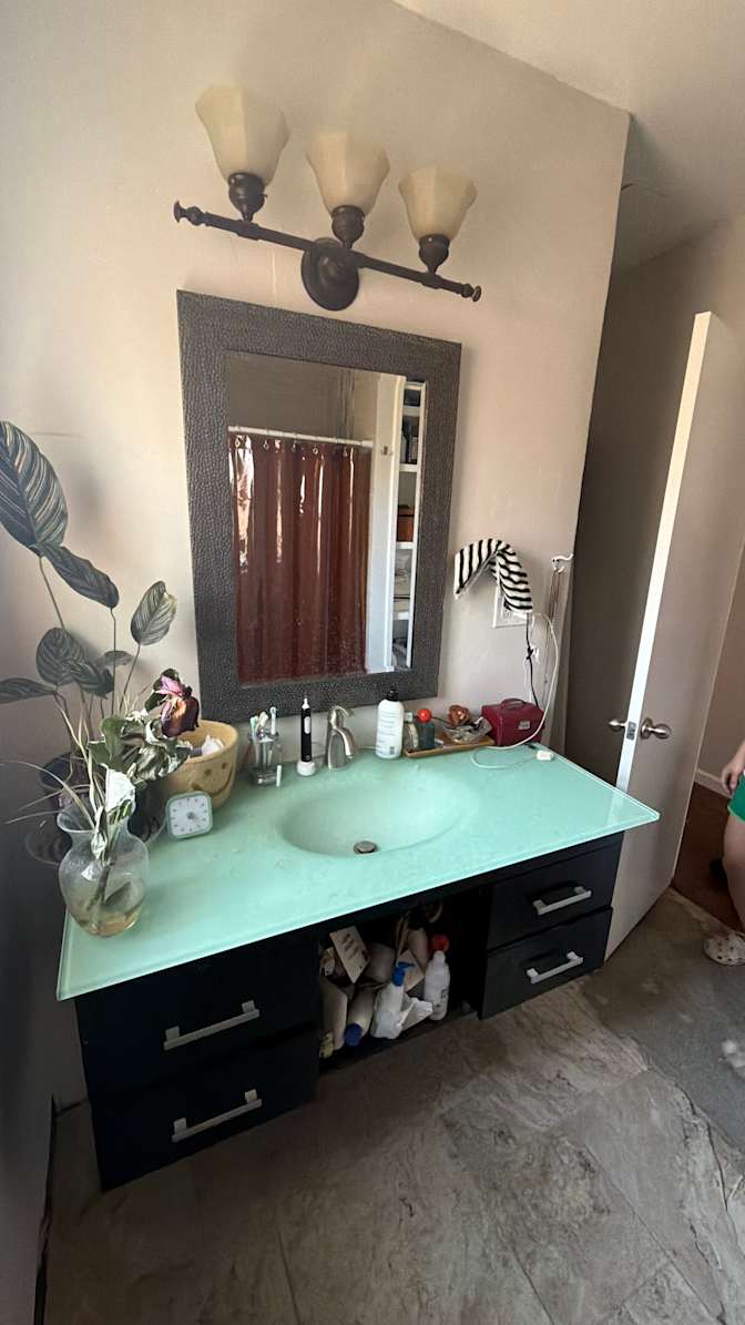 Samantha's room