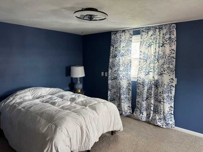 Elisa's room