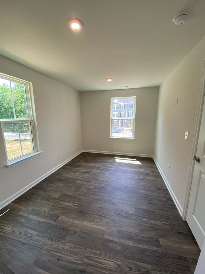 Alcove Rooms's room
