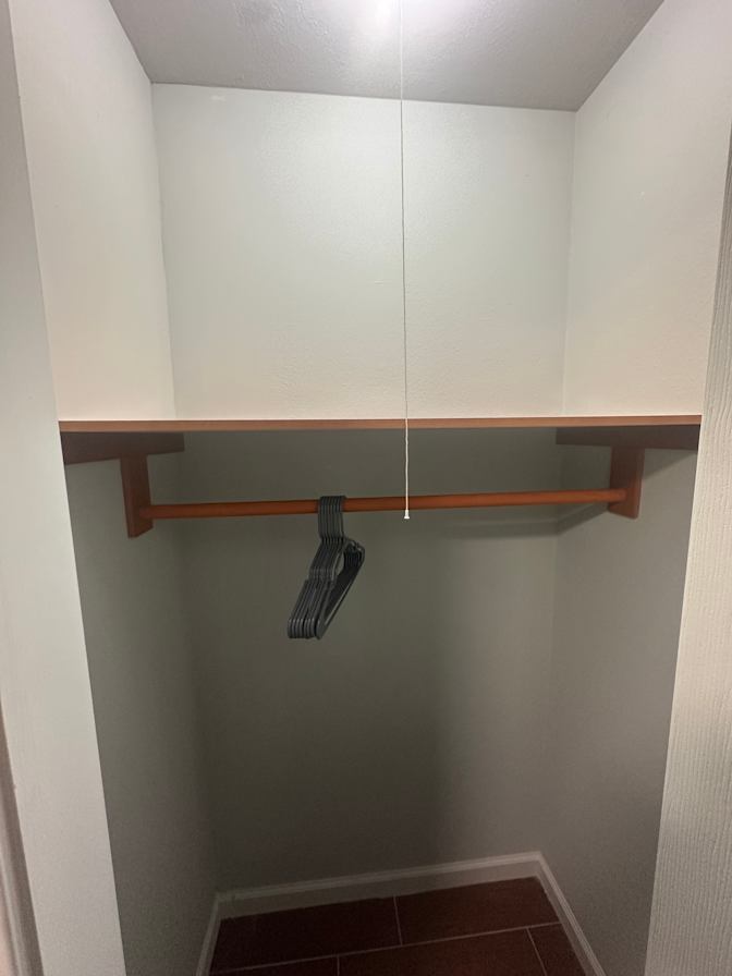 Lambert Guo's room