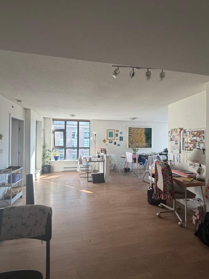 harman's room