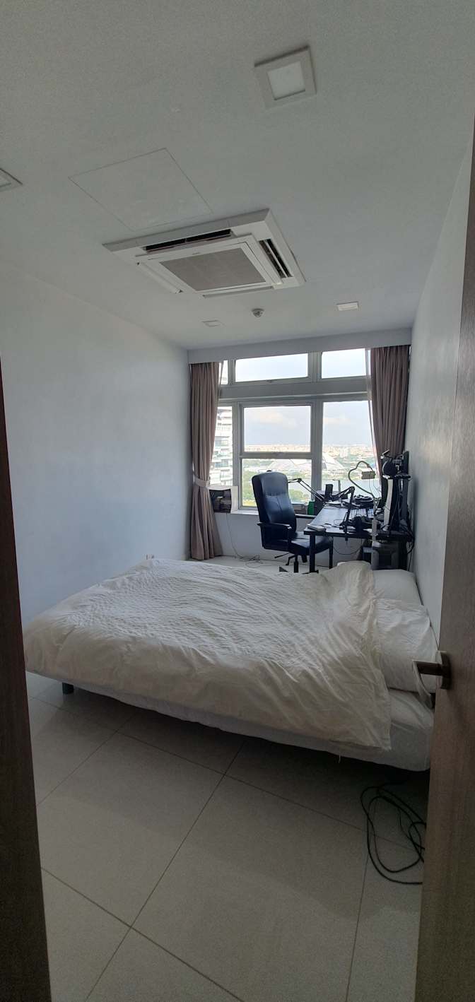 Oli's room