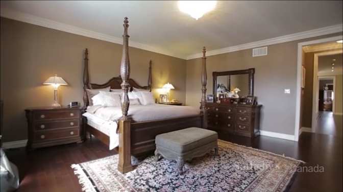 Allen S.'s room