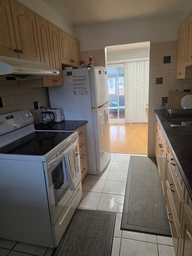 Denny Kalipersaud's room