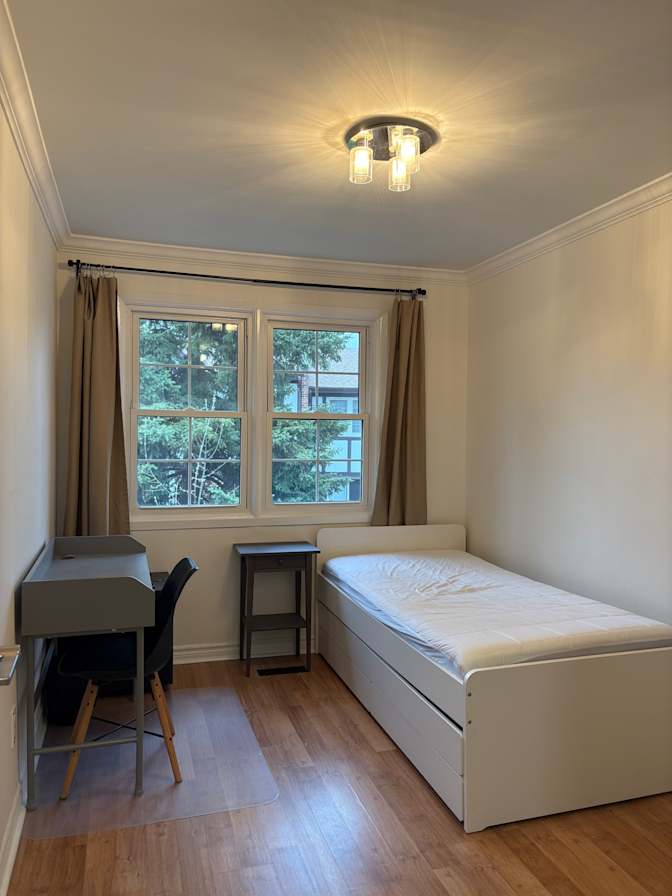 Michele's room