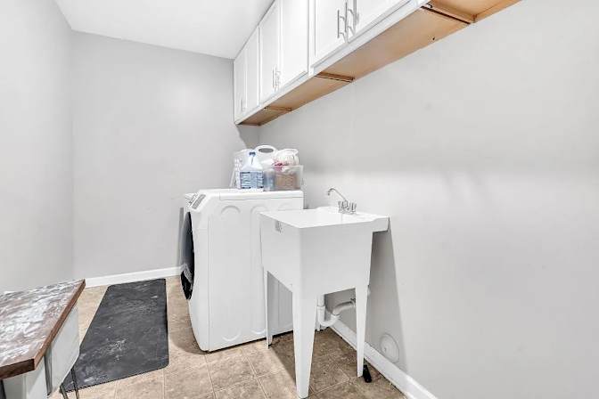 Alcove Rooms's room