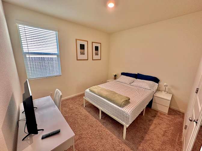 Eloisa's room