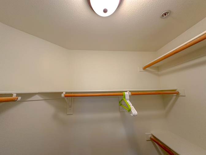 Farzad's room
