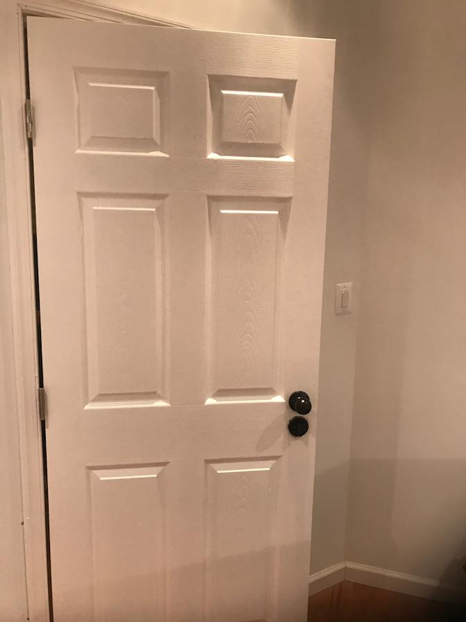 max's room